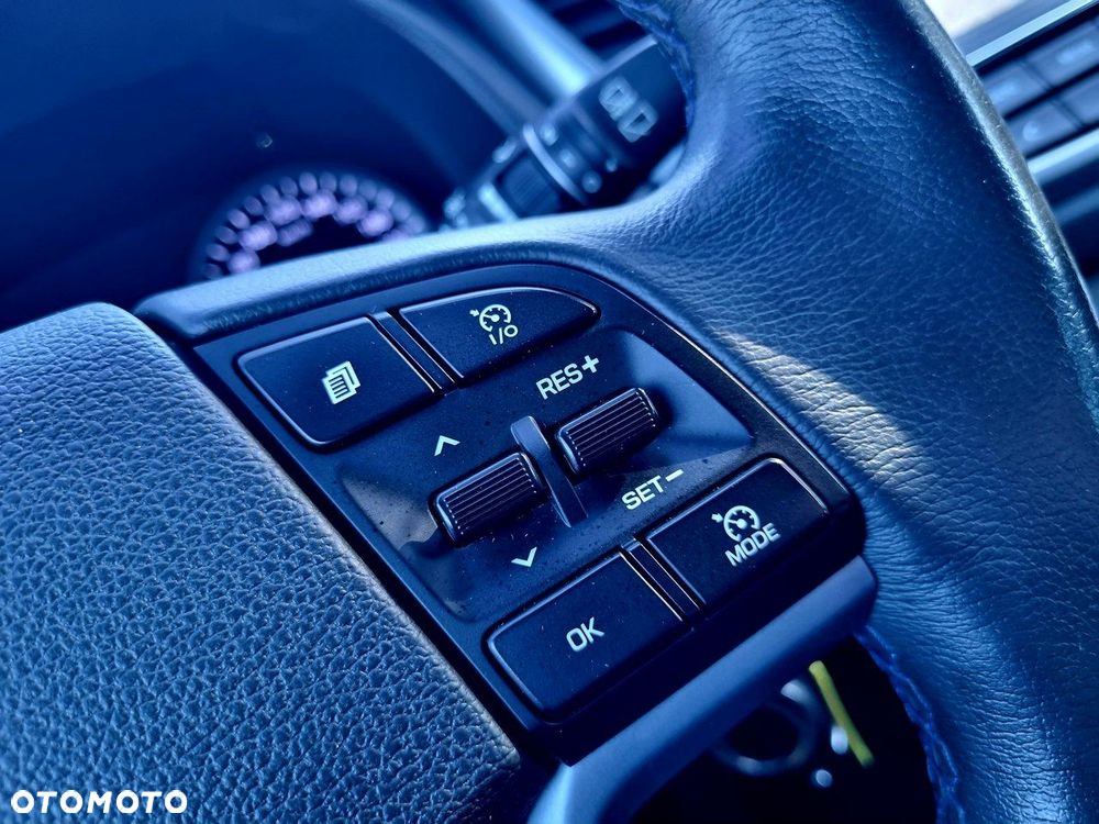 Hyundai Tucson blue 1.7 CRDi 2WD Style - 17