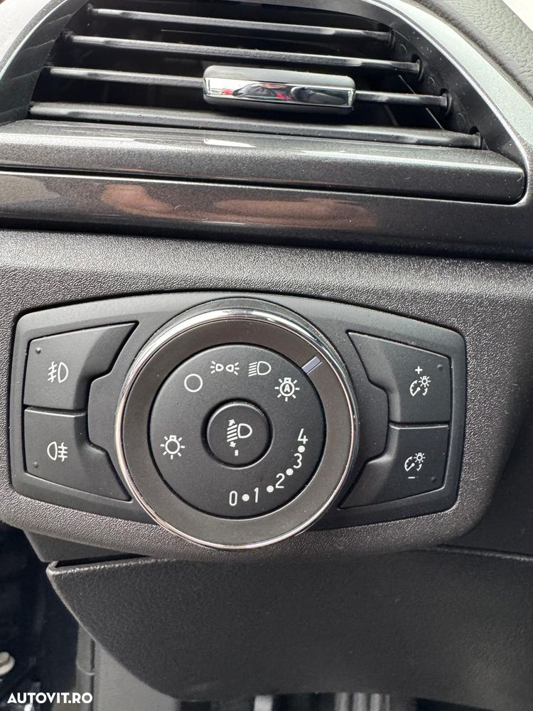 Ford Mondeo - 15