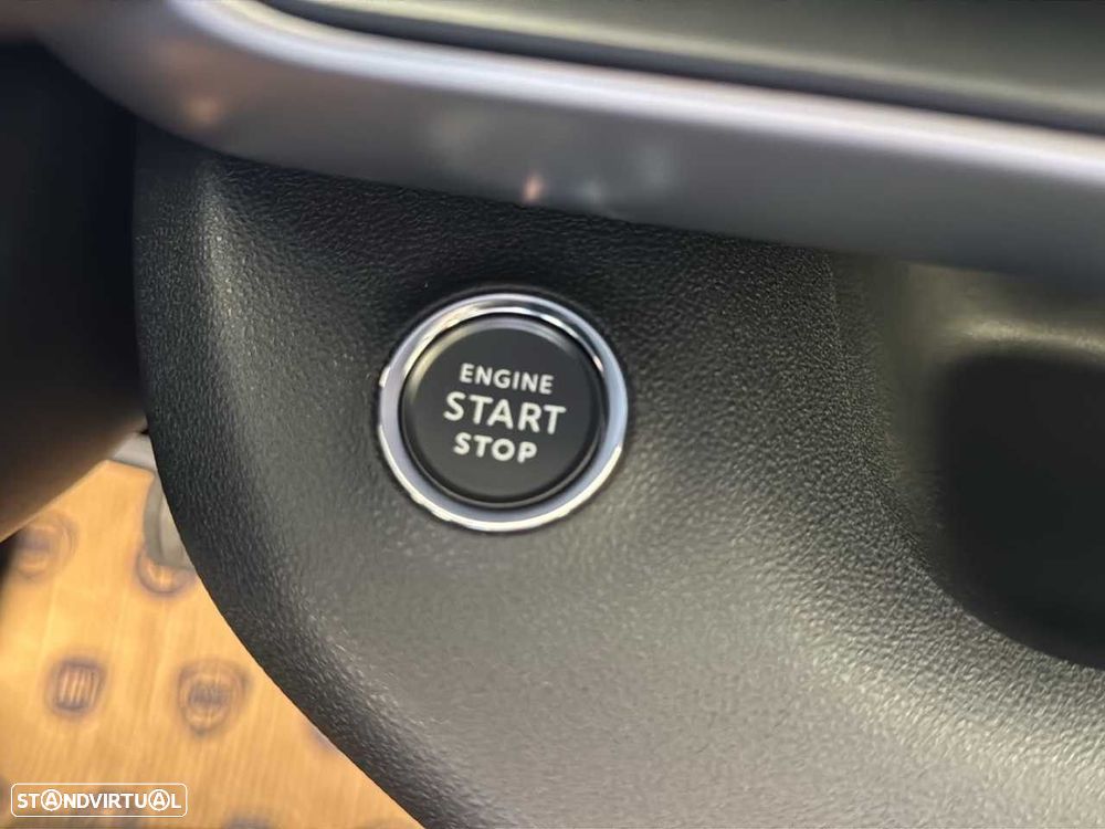 Jeep Avenger 1.2 e-Hybrid Altitude DCT - 17