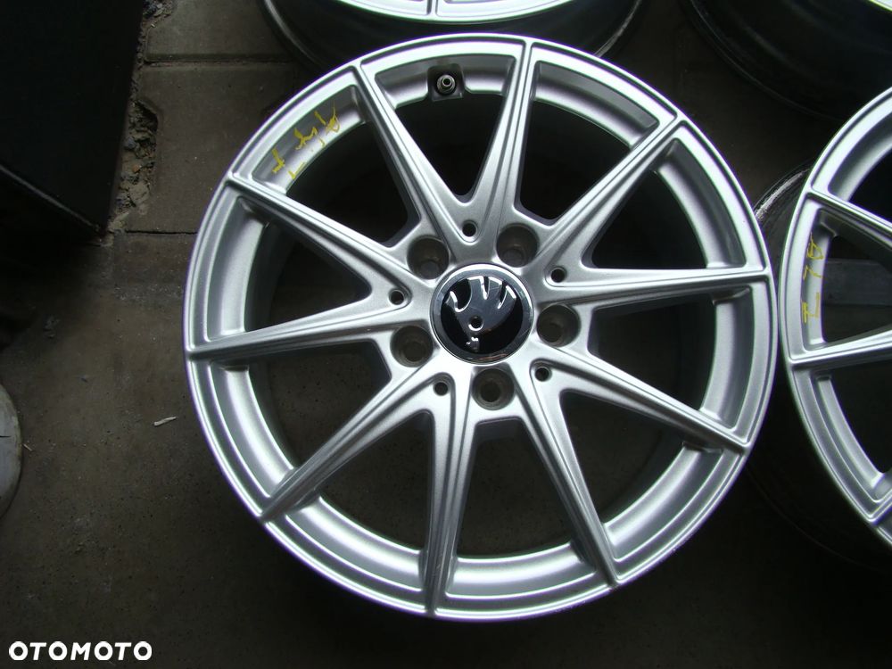 a47 5x112 Skoda Octavia Superb Yeti Karoq 6,5jx16 et44 - 3