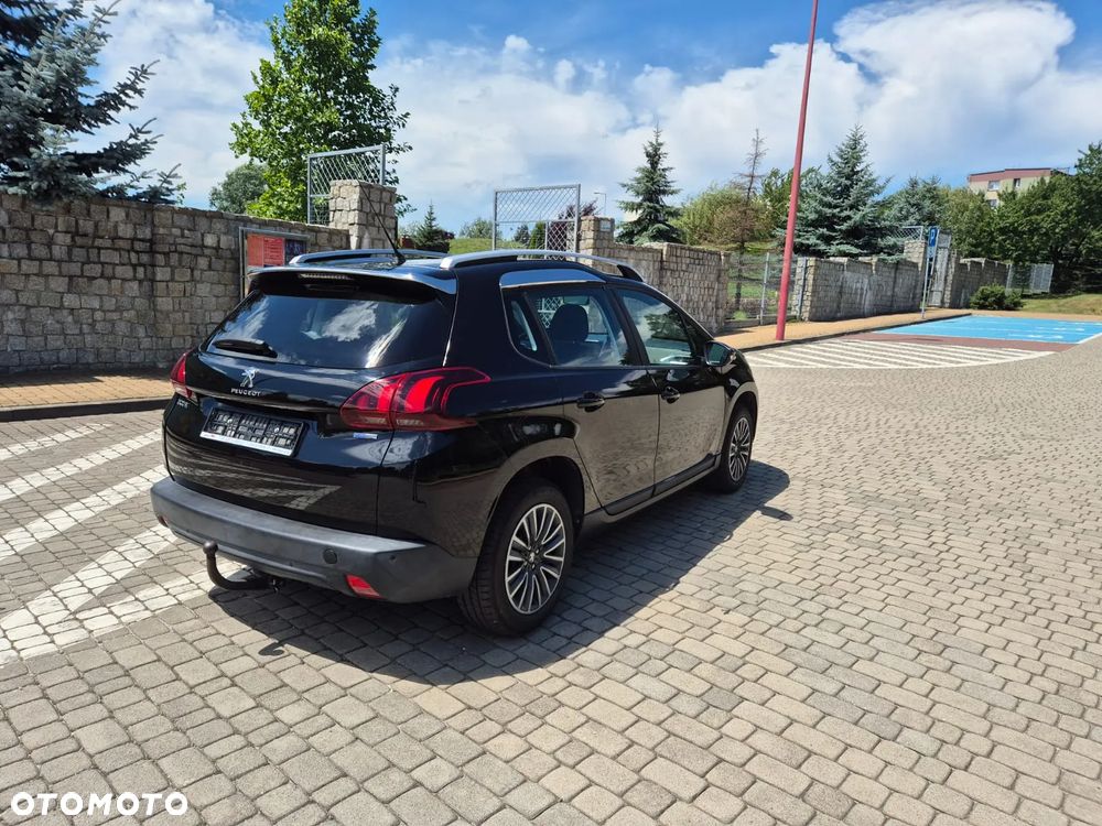 Peugeot 2008 1.2 Pure Tech GPF Allure S&S EAT6 - 6