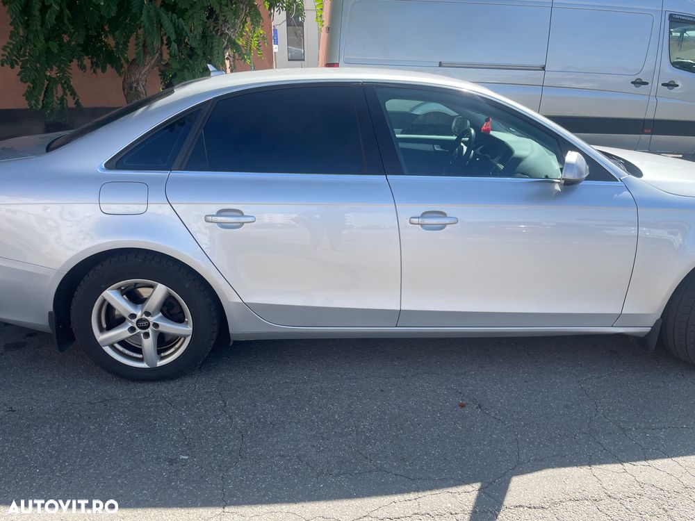 Audi A4 - 1