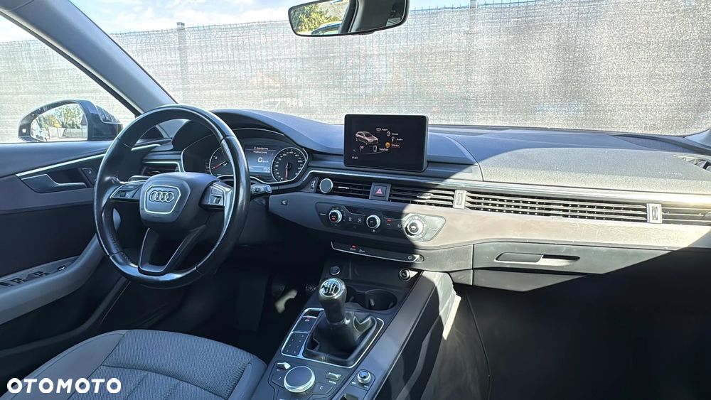 Audi A4 Avant 2.0 TDI - 11