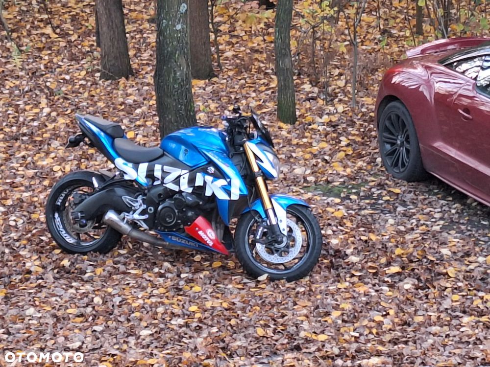 Suzuki GSX 1000 - 1