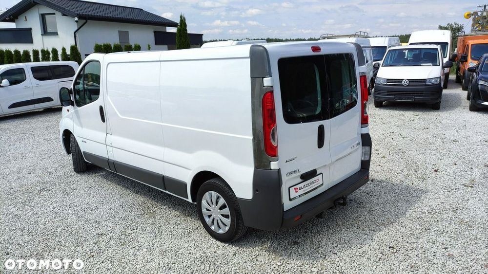 Renault Trafic - 14