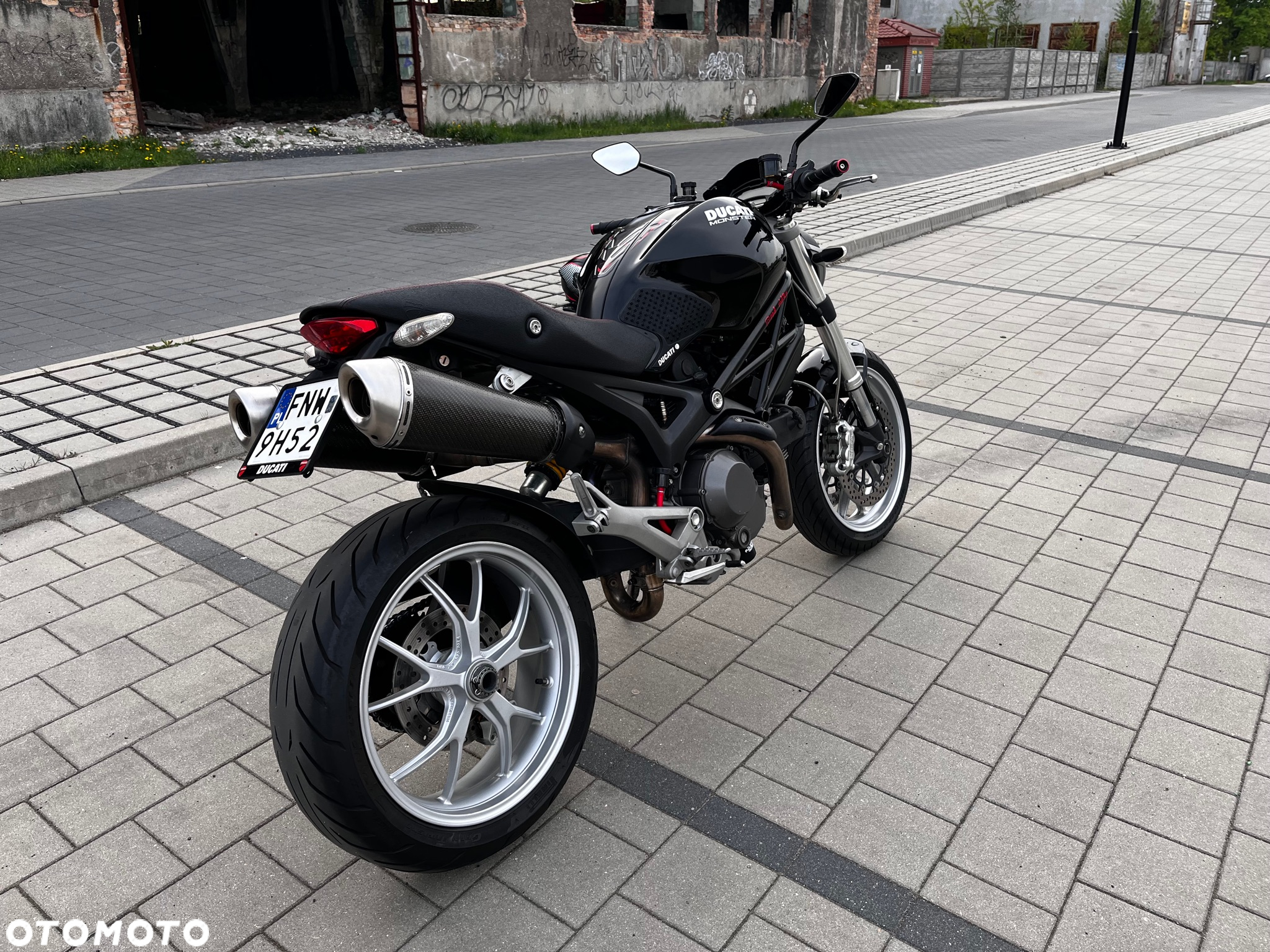 Ducati Monster - 2