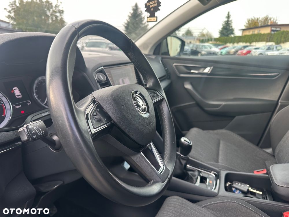 Skoda Karoq 2.0 TDI SCR 4x4 Sportline - 30