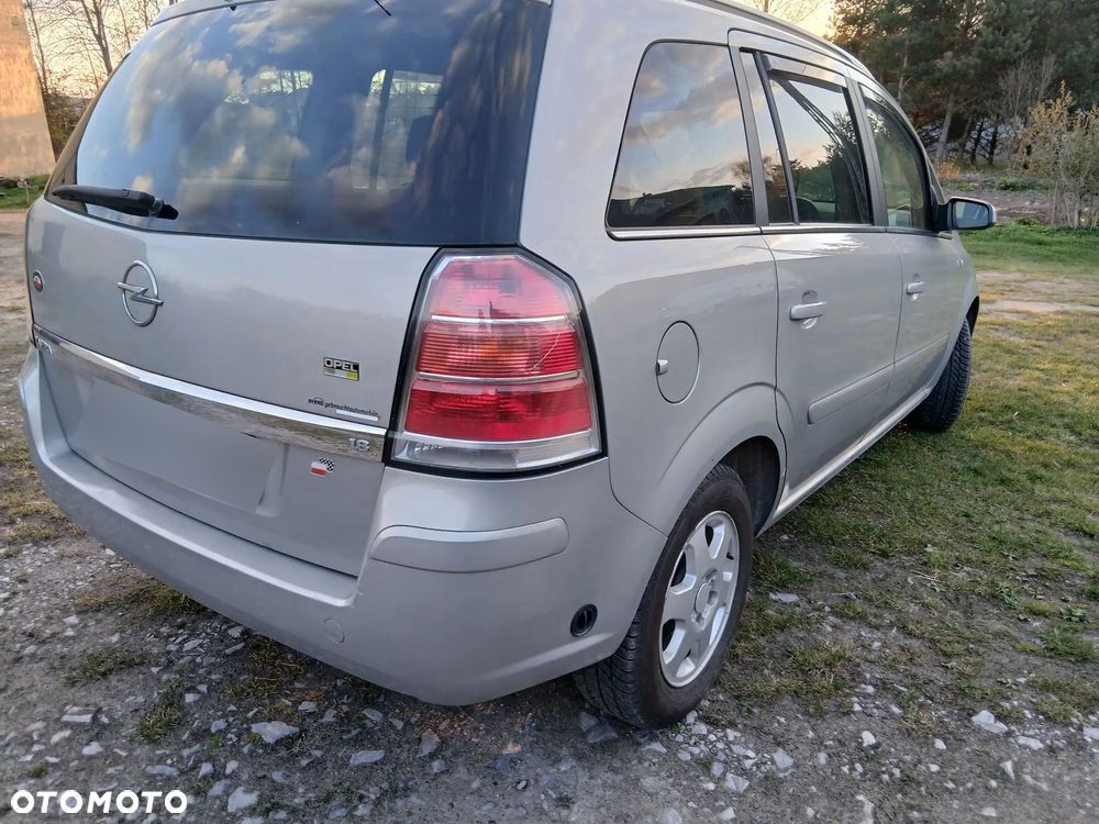 Opel Zafira - 5