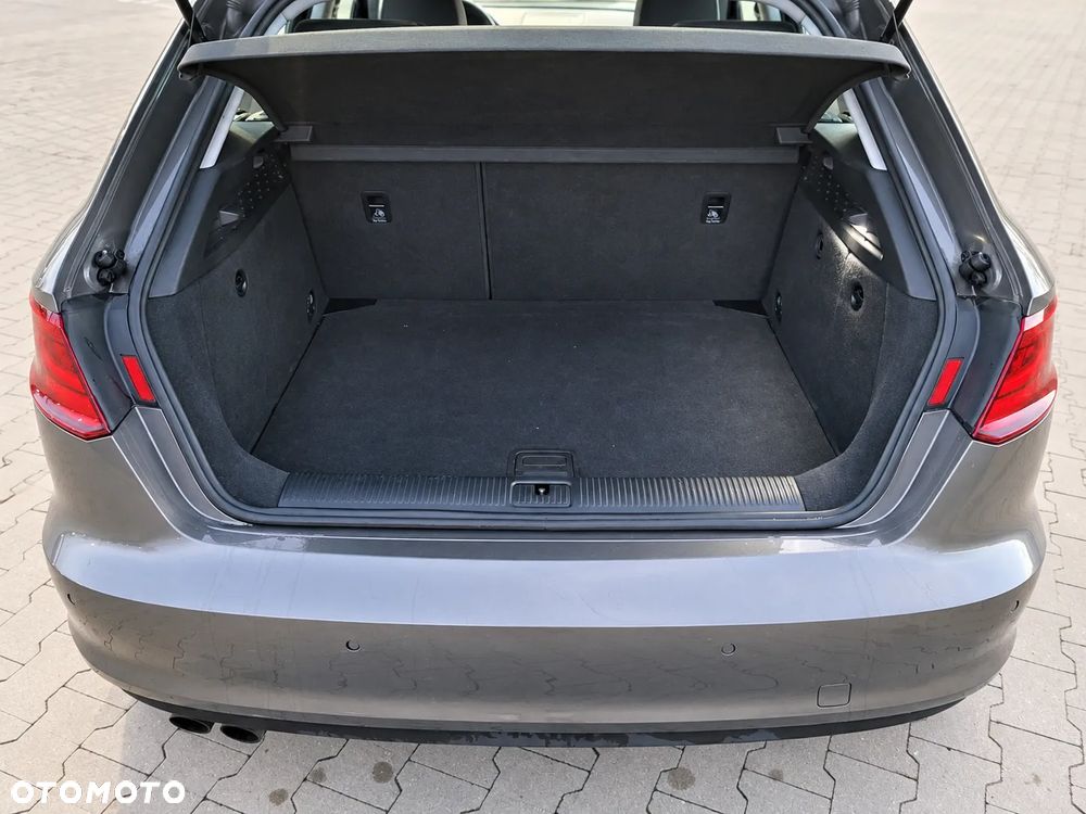 Audi A3 Sportback - 6