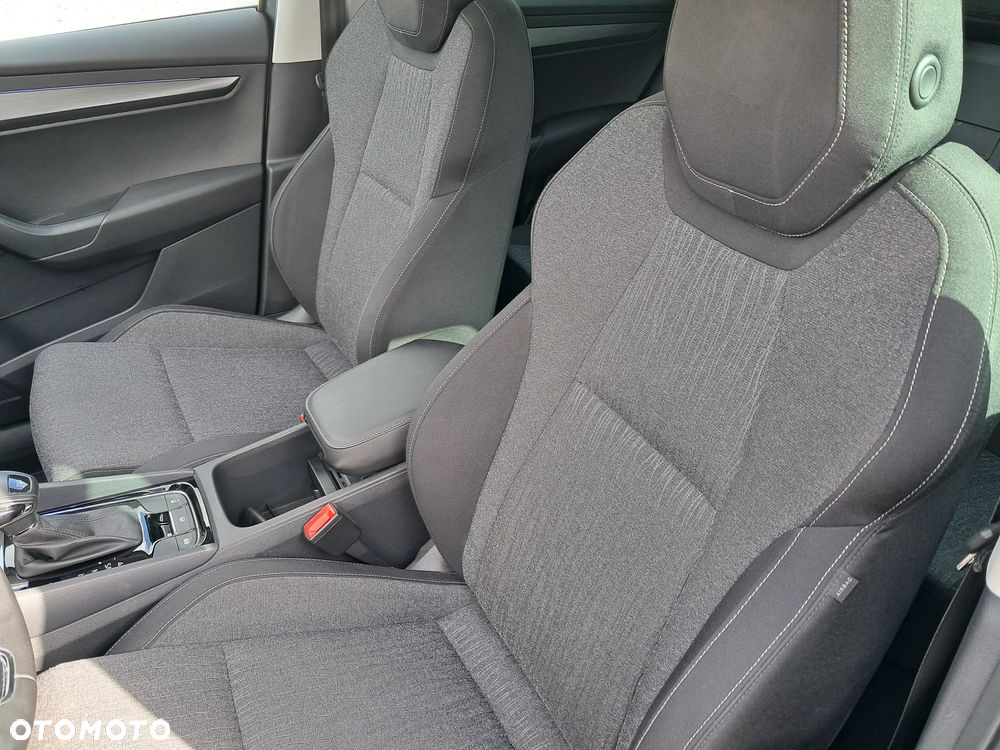 Skoda Karoq 1.5 TSI ACT Style DSG - 27