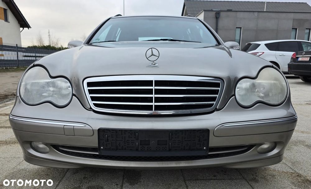 Mercedes-Benz Klasa C 180 Kompressor Avantgarde Sport Edition - 3