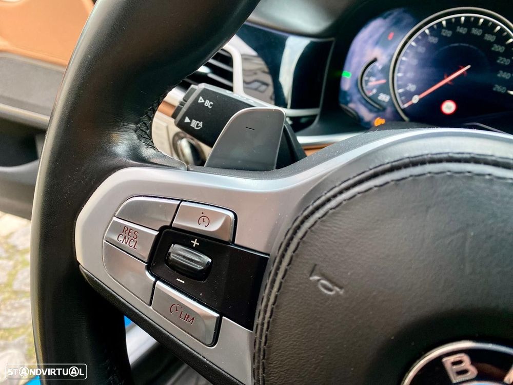 BMW 750 d xDrive Pack M Auto - 18
