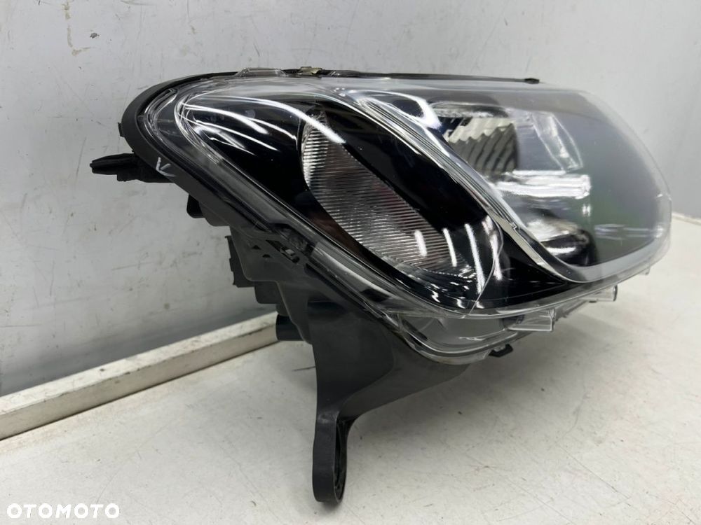 Lampa reflektor Dacia Sandero 2 II Lift Logan 2 II 12-16r. prawa przednia zwykła Europa 260107615r - 2