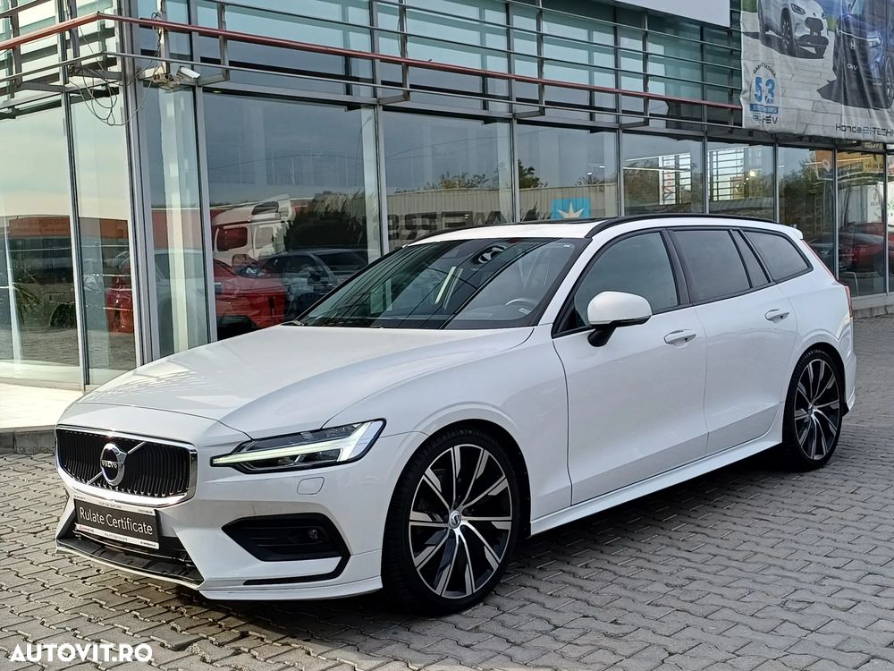 Volvo V60 B4 MHEV AT8 FWD Momentum - 2
