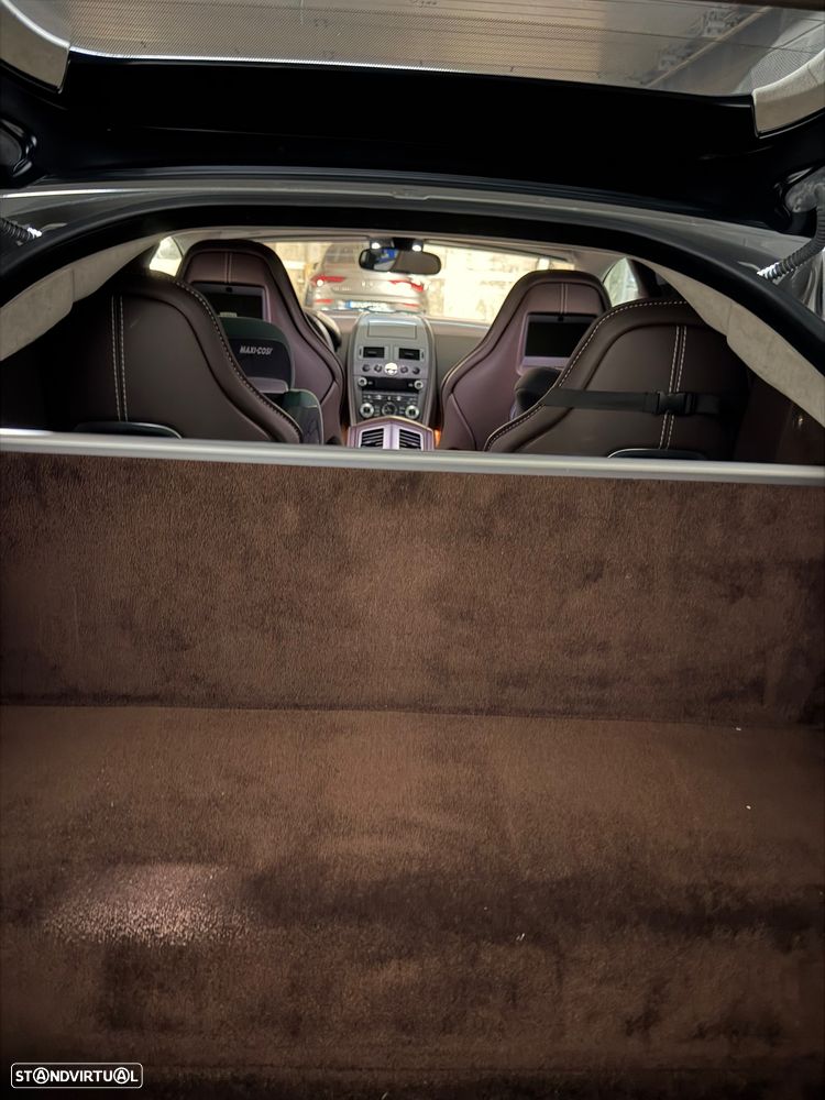 Aston Martin Rapide 5.9 V12 - 6