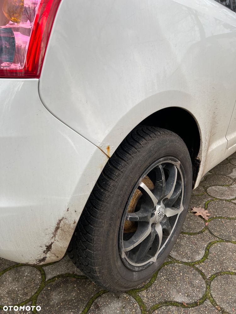 Suzuki Swift 1.3 Club - 13