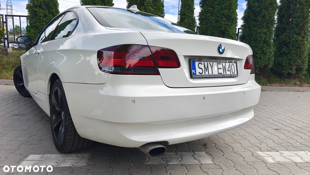 BMW Seria 3 320i - 23