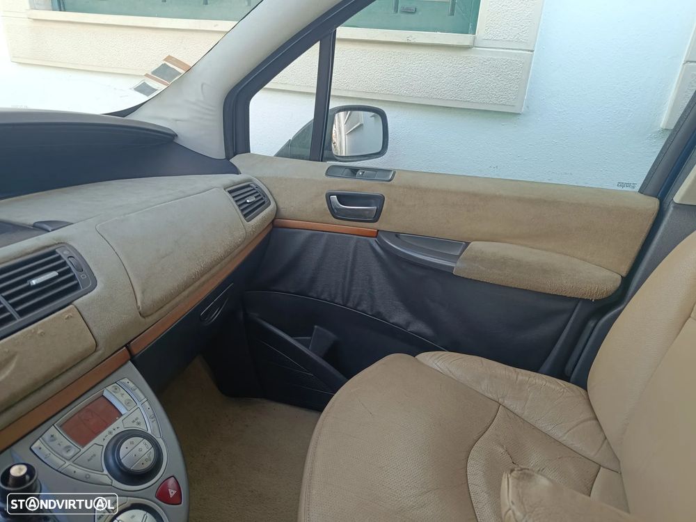 Lancia Phedra 2.0 M-jet Executive - 16