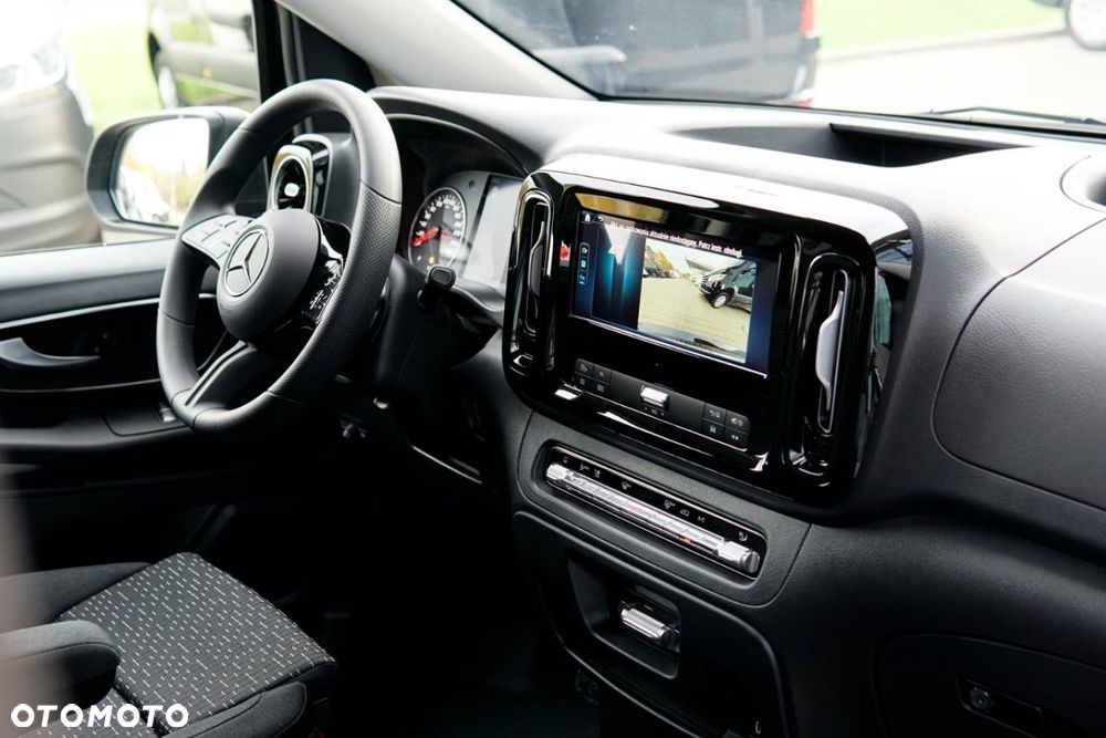 Mercedes-Benz VITO - 11