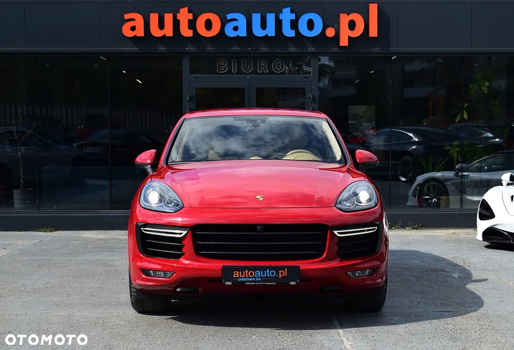 Porsche Cayenne GTS - 2