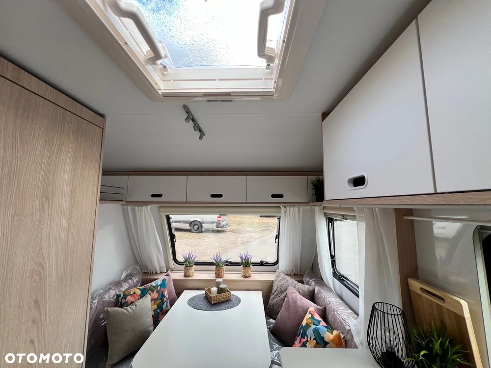 Adria Aviva 360 DK - 11