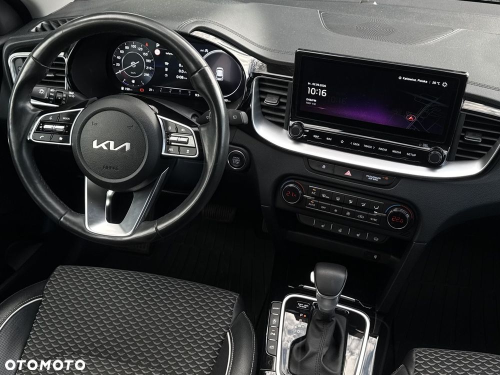 Kia XCeed - 18