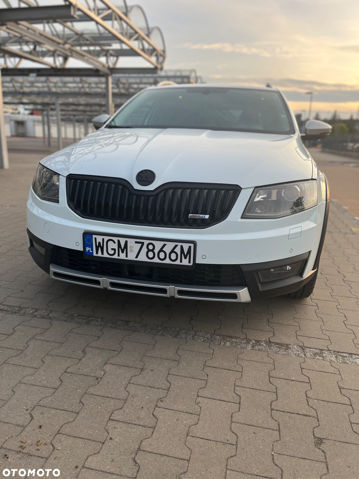 Skoda Octavia Combi 2.0 TDI (Green tec) 4x4 DSG Scout - 5