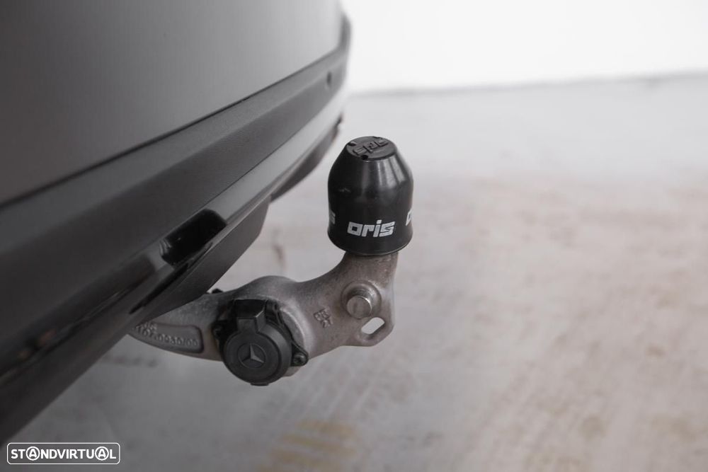 Mercedes-Benz GLC 250 4Matic 9G-TRONIC AMG Line - 17