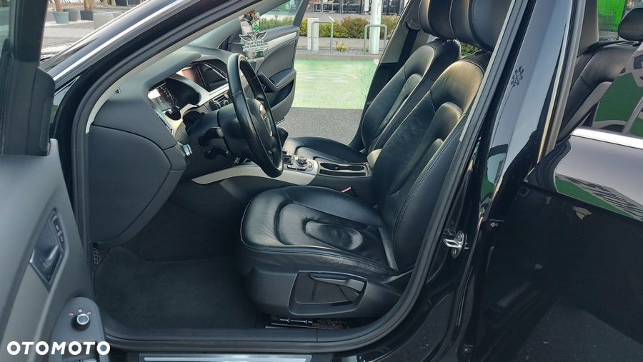 Audi A4 Avant 2.0 TDI - 10