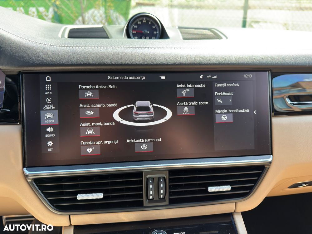 Porsche Cayenne - 21