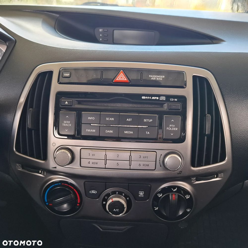 Hyundai i20 1.1 CRDi Classic - 7