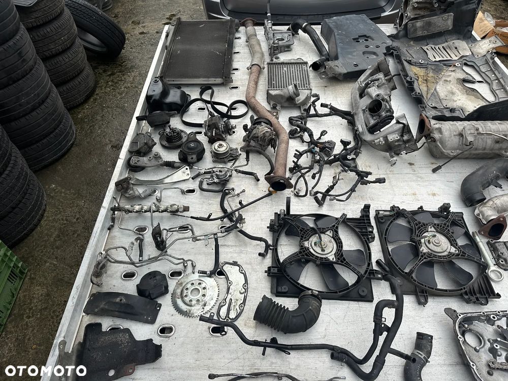 Subaru Forester Części LampaTył Błotnik Zderzak tył Chłodnica Tapicerka Ćwiarka Podłużnica Bok - 23