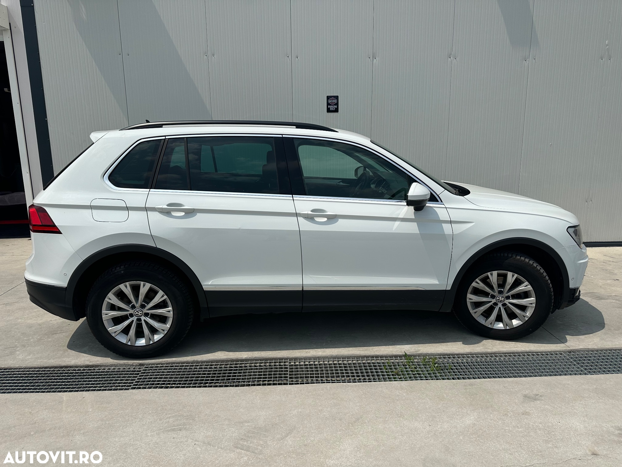 Volkswagen Tiguan 2.0 TDI 4Mot DSG Trendline - 7