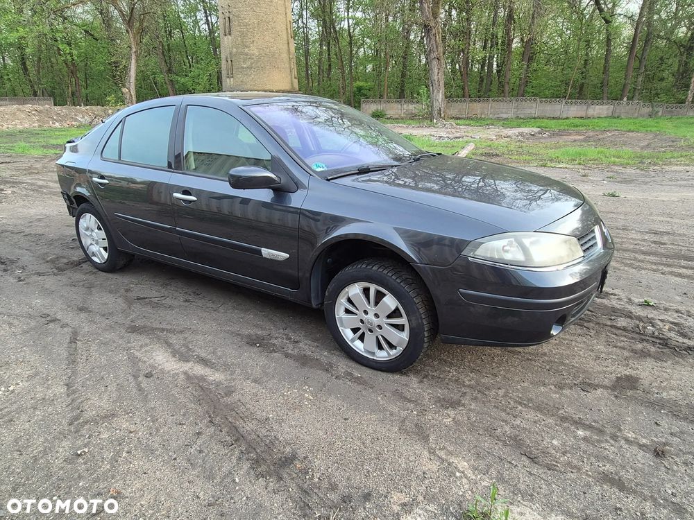 Renault Laguna 2.0 Authentique - 4