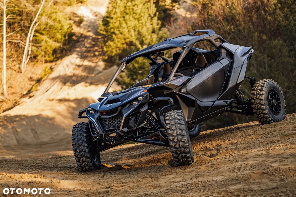 Can-Am Maverick - 16