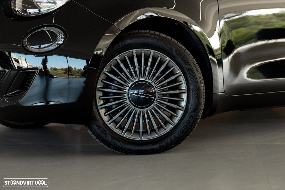 Fiat 500e 3+1 42 kWh - 46