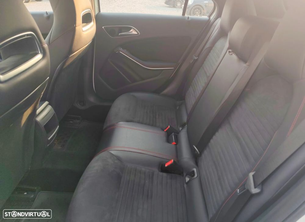 Mercedes-Benz A 180 CDi BE AMG Sport - 7