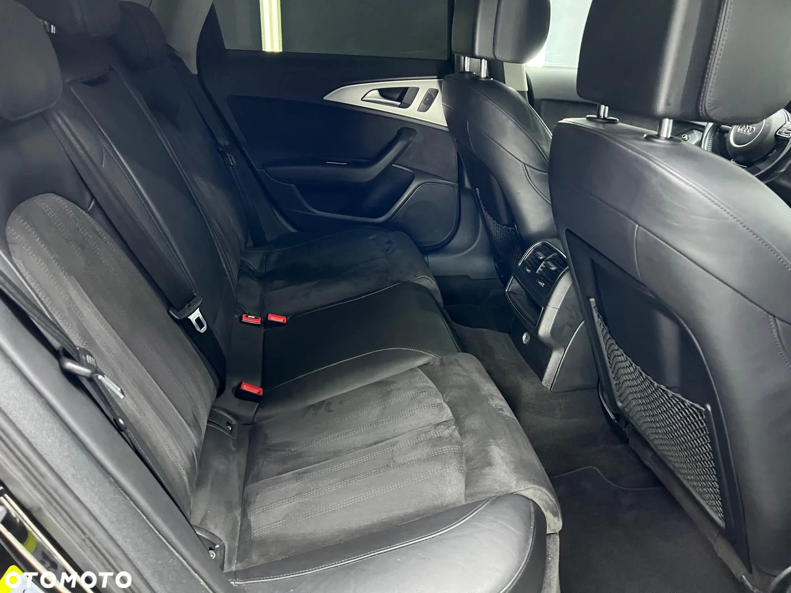 Audi A6 Avant 2.0 TDI Ultra S tronic - 31