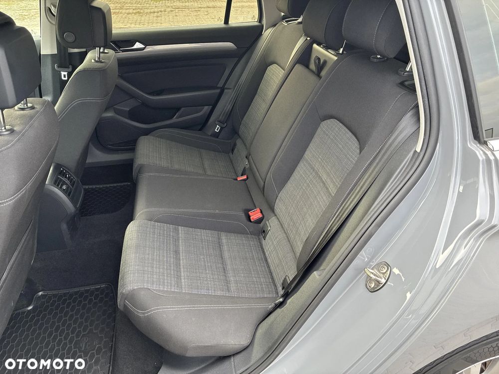 Volkswagen Passat 1.5 TSI EVO Business DSG - 28