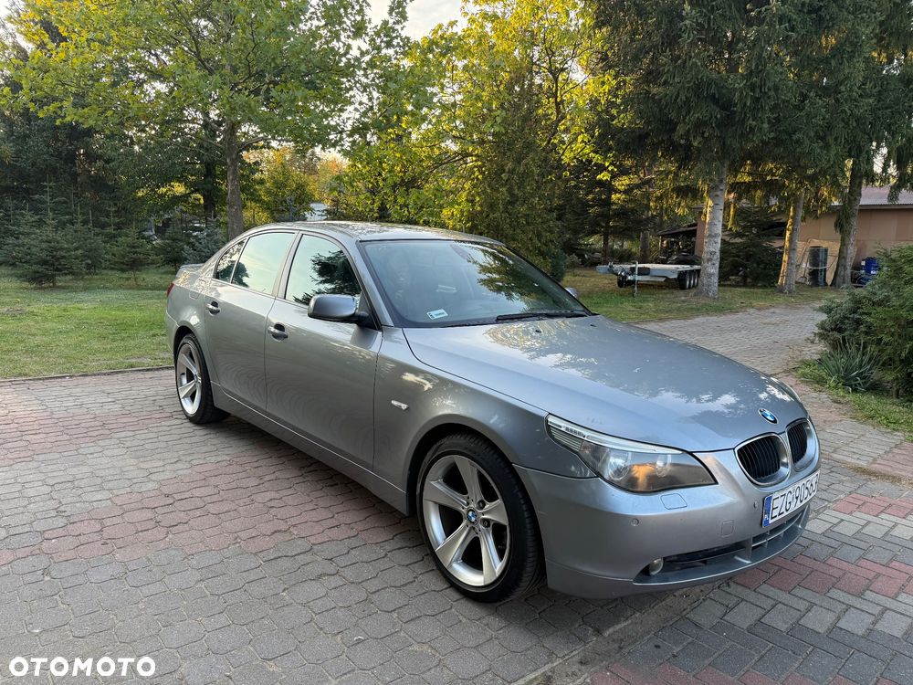 BMW Seria 5 525d - 2
