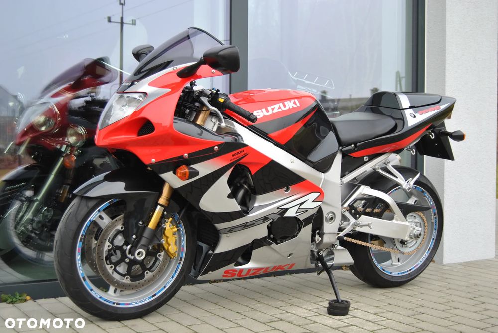 Suzuki GSX-R - 4