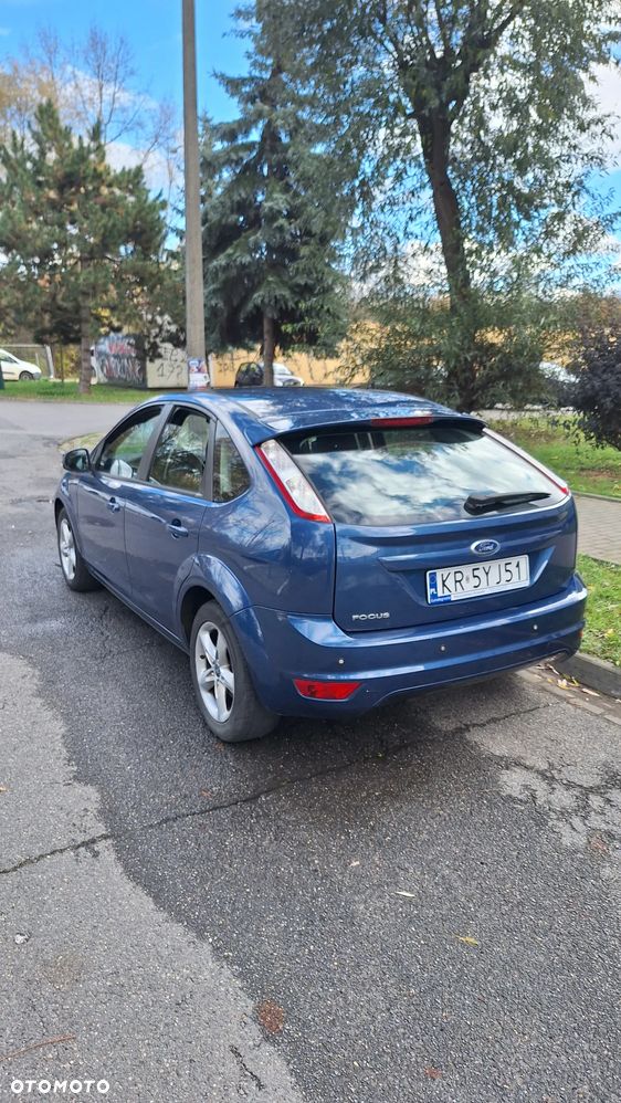 Ford Focus 1.8 FF Ambiente - 3