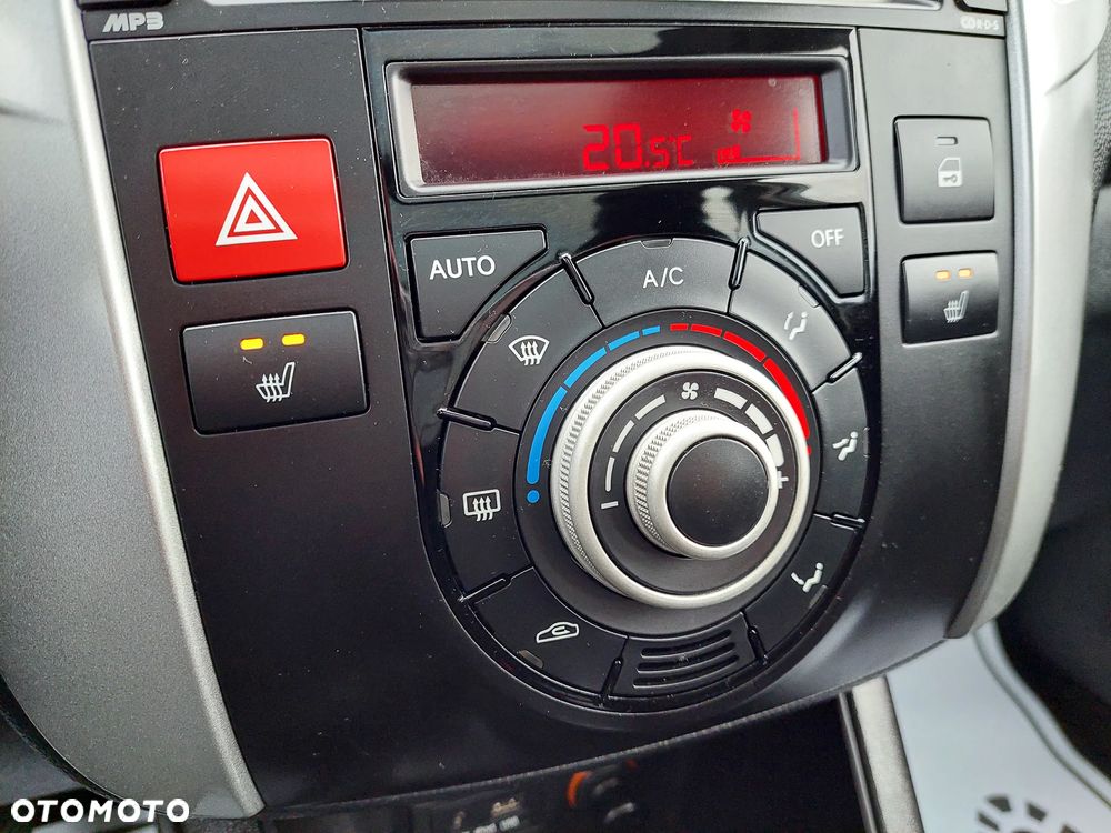 Kia Venga 1.6 CVVT Titanium Collection - 25