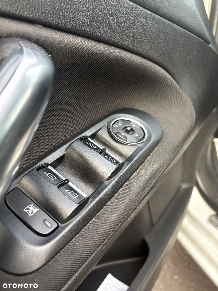 Ford Mondeo 1.6 Titanium - 15