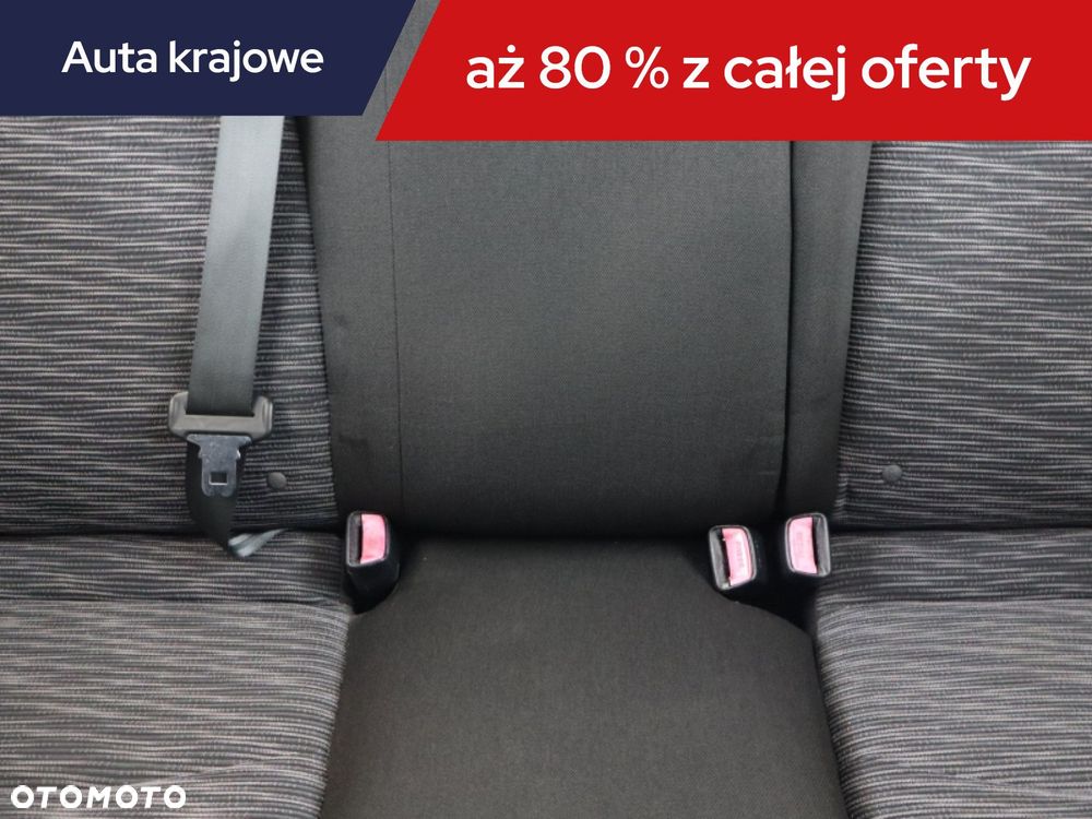 Kia Ceed - 12