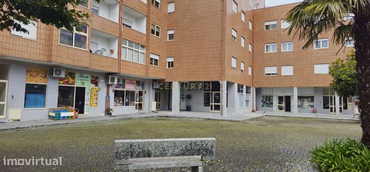 Café Moderno à Venda em Marco de Canaveses - 155.000€ - Grande imagem: 2/16