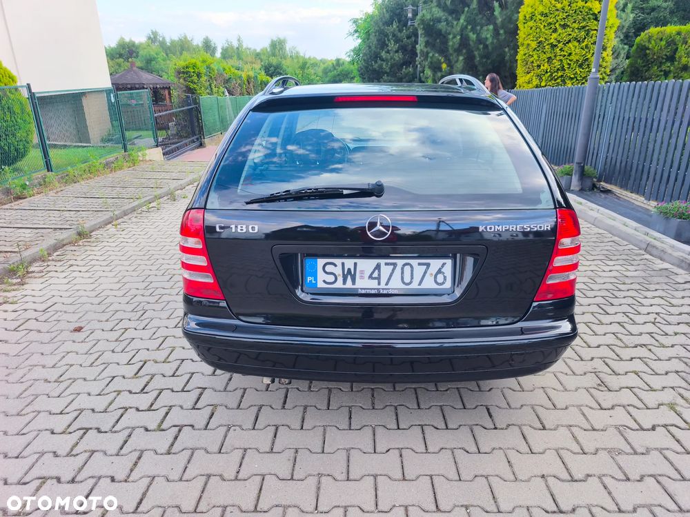 Mercedes-Benz Klasa C 180 Kompressor Avantgarde - 9