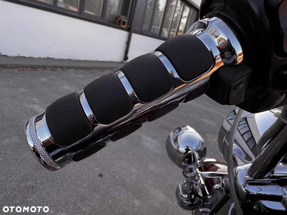 Harley-Davidson Touring Road King - 10