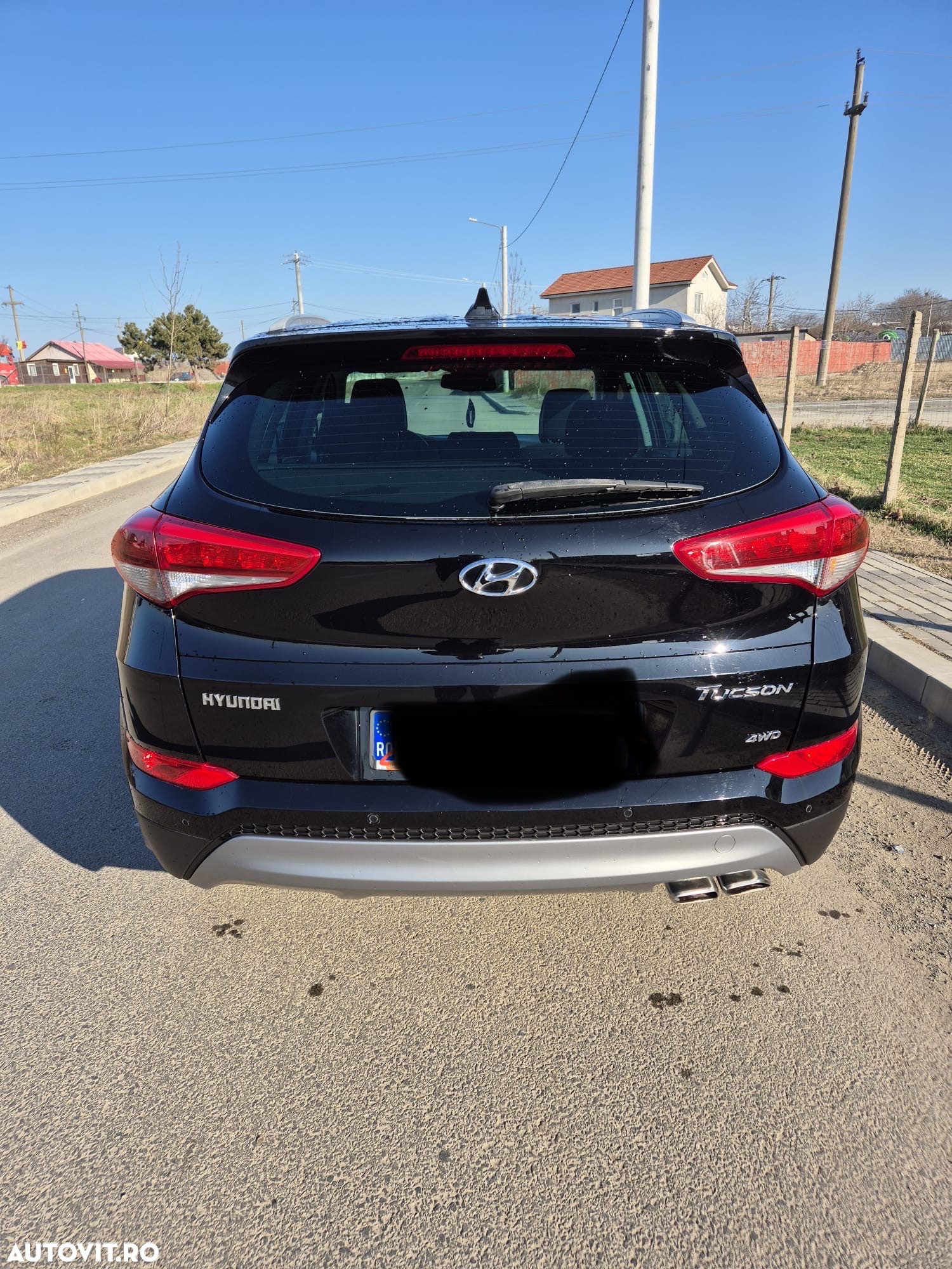 Hyundai Tucson 2.0 CRDI 4WD 6AT Premium+ - 2