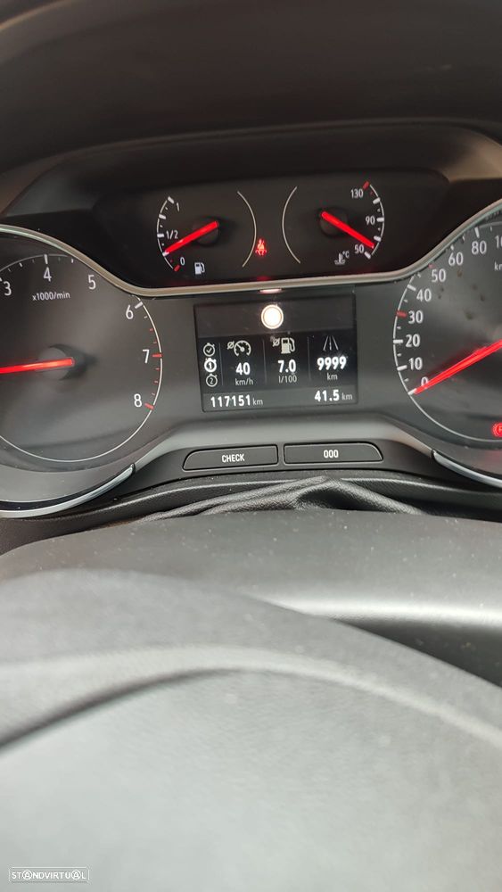 Opel Crossland X 1.2 T Business Edition - 6